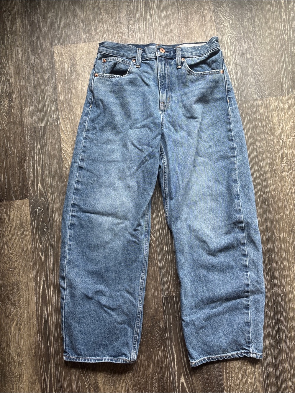GAP High-Rise Wide Leg Jeans in Light Blue Denim